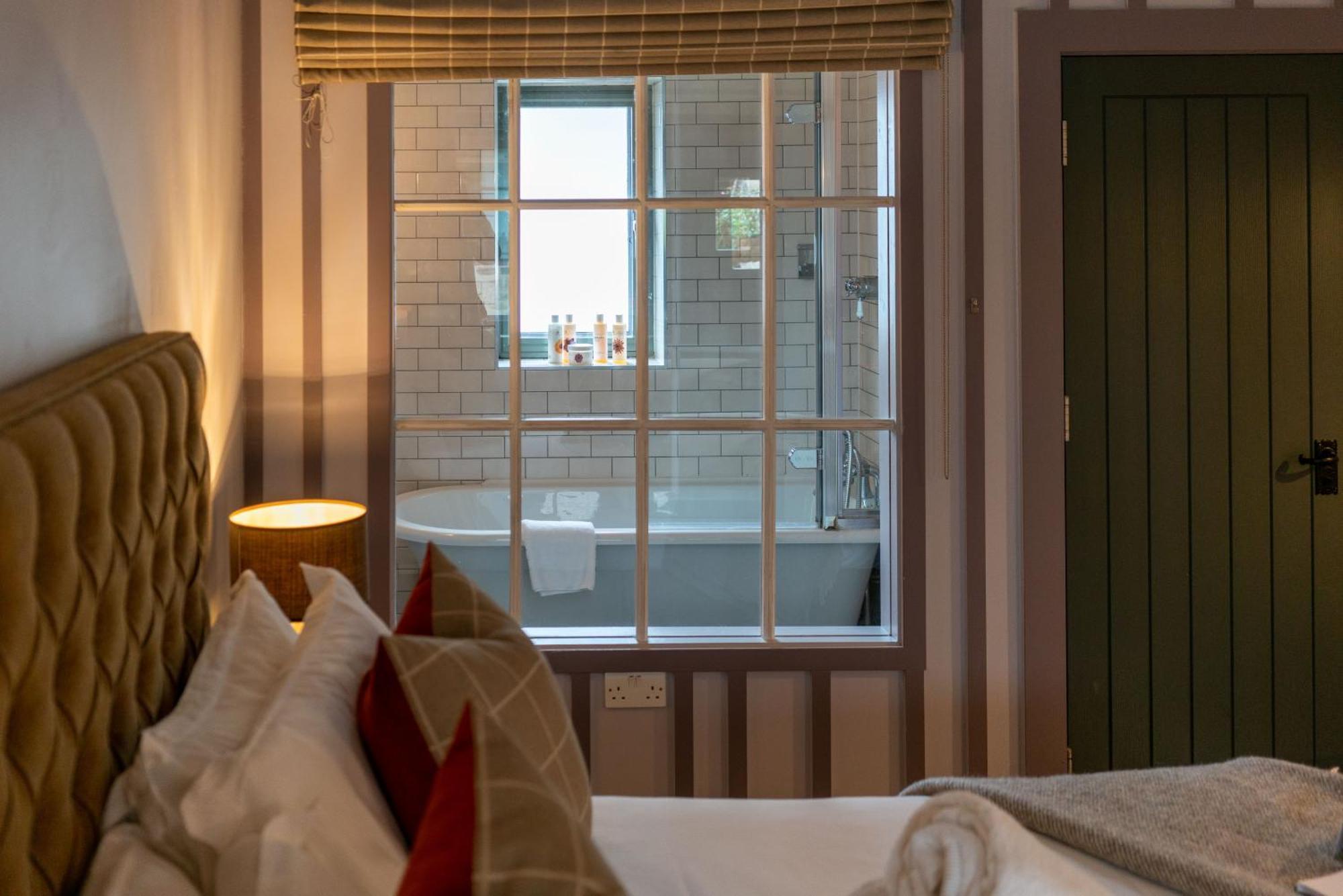 Bed and Breakfast The Welldiggers Arms à Petworth Extérieur photo